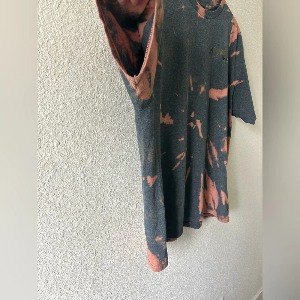 Bleach Dyed Gildan Graphic Tee – XL - Picture 2 of 11